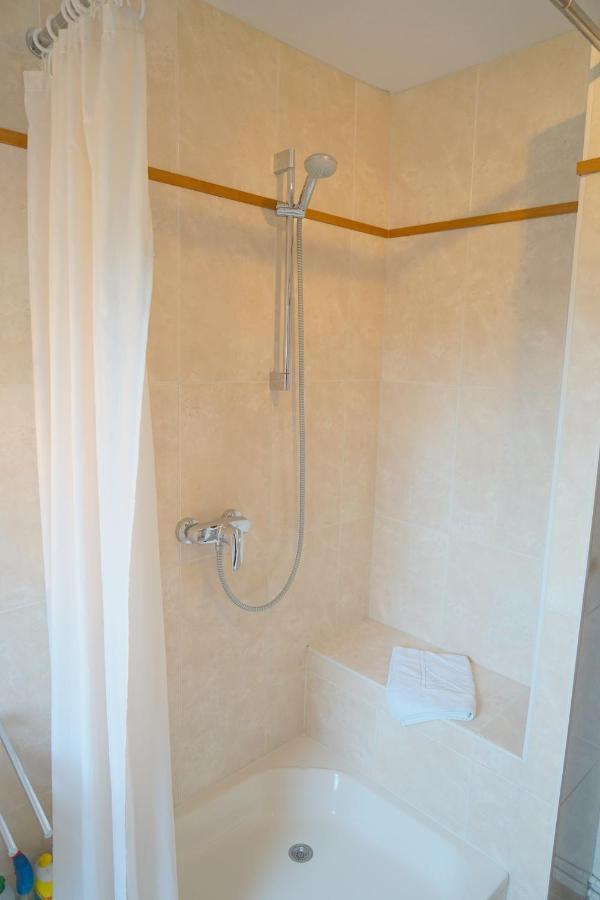 Apartment Haus Ruh Di Ut Luv Kellenhusen